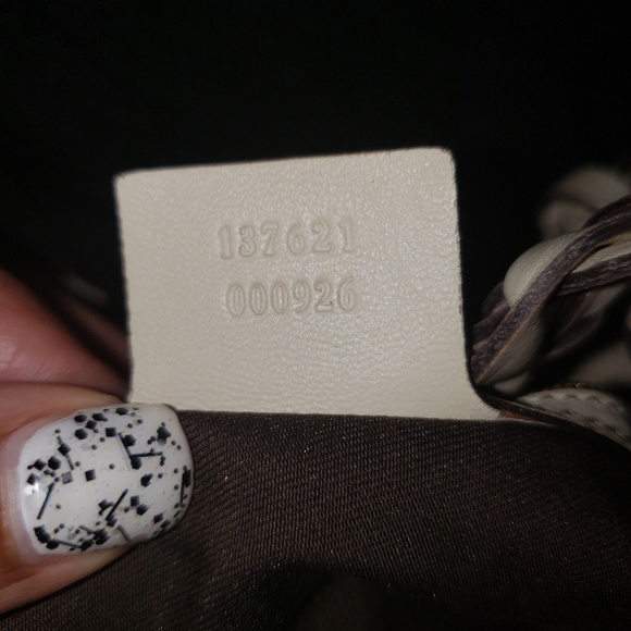 💥💥SOLD💥💥Authentic Gucci Pelham Shoulder Bag - Picture 3 of 5